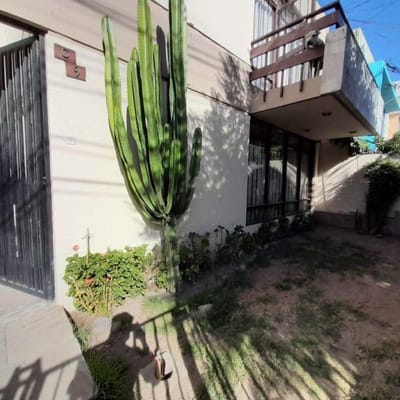 EN ALQUILER CASA EN YANAHUARA