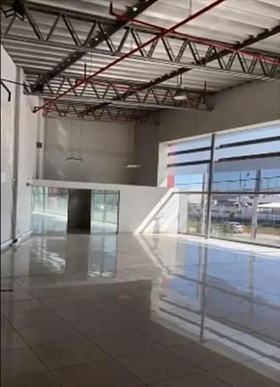 ALQUILO AMPLIO LOCAL COMERCIAL AV. ALFONSO UGARTE