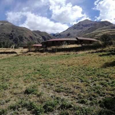 EN VENTA TERRENO EN CAYLLOMA IDEAL PARA NEGOCIO