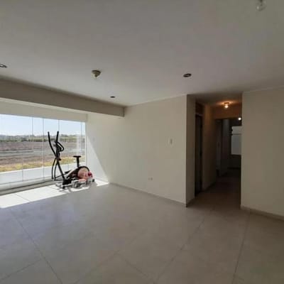 Lindo departamento 3° piso parte baja de Cayma