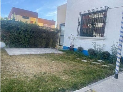 Local como terreno en Umacollo