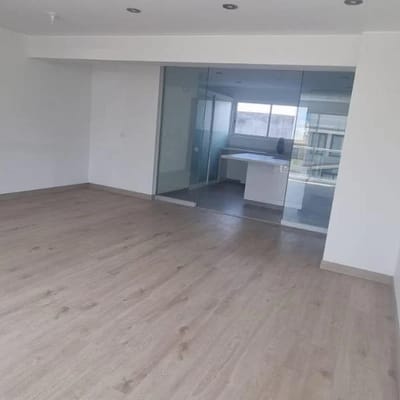 FLAT FRENTE A PARQUE EN LA MEJOR ZONA DE CAYMAPARTE BAJA
