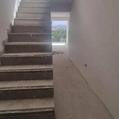 EXCELENTE DUPLEX TIPO CASA CON TERRAZA EN CERRO COLORADO PROX MALL AQP CENTER