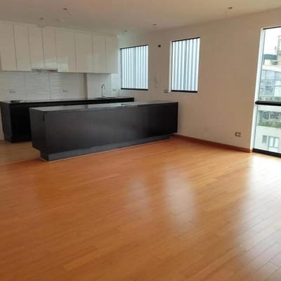 Estupendo y Moderno Triplex de Estreno *Terraza y Vista a la Calle*