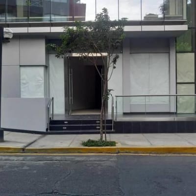 Amplio local comercial en el corazón de Miraflores