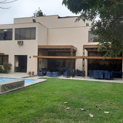 Excelente!!! P 8 pisos + terraza y 750 m2 en Miraflores