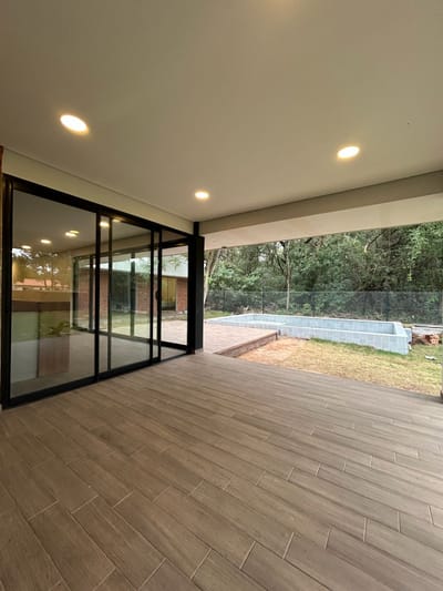 Casa en Venta en San Bernardino con Piscina y Quincho Equipado