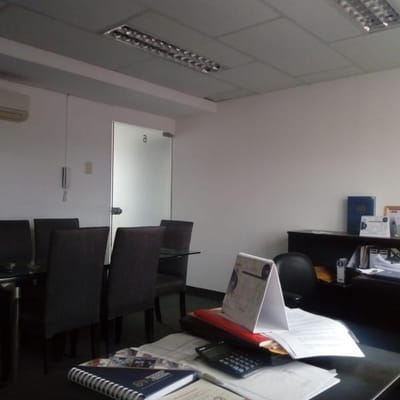 VENDO OFICINA EN SURQUILLO $47,000