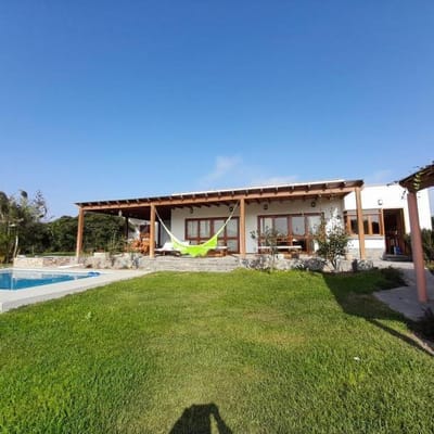 VENTA DE CASA DE CAMPO LAS COLINAS DE PUERTO VIEJO