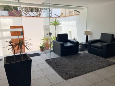 Precioso Duplex a Pasos del Malecon Cisneros