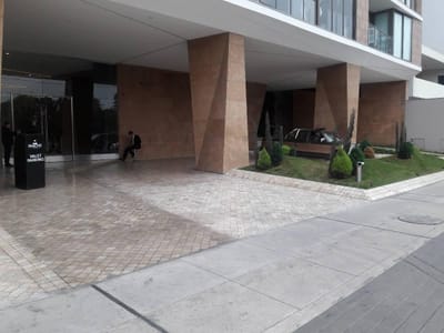 Venta de Exclusivo Departamento con Vista Al Mar - Miraflores.