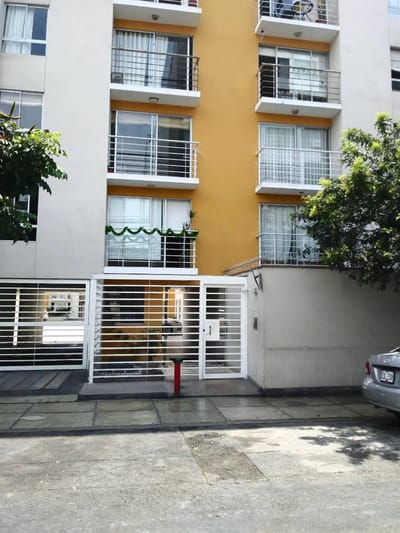 Venta Ocasión Departamento en 1er Piso - Miraflores