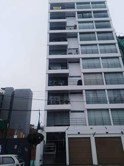 Vendo Excelente Departamento en Miraflores