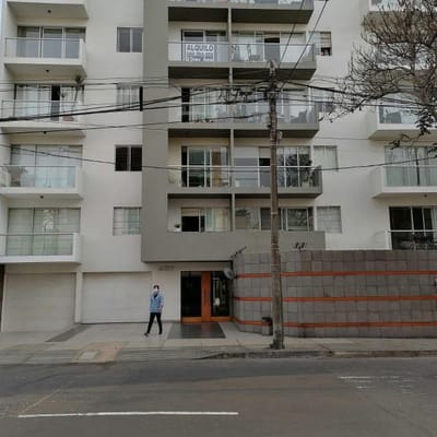 VENTA DE DEPARTAMENTO EN MIRAFLORES