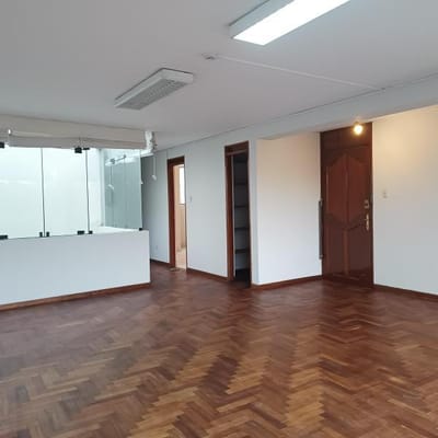 ALQUILO OF 170 M2 3ER PISO OVALO HIGUERETA AV EL SAUCE SURQUILLO LIMITE SURCO