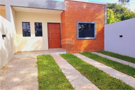 Chalet - Venta - Ñemby, Paraguay