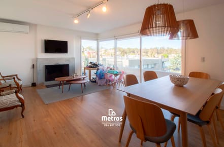 2plantas-Venta Apartamento Duplex 3dormitorios-Living+Estar-Piscina