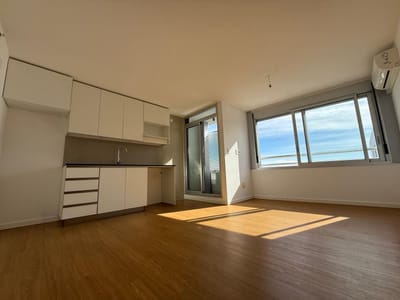 Venta 2 dormitorio con garaje en Malvín - Sky #1301