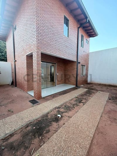 Vendo Duplex en Lambare 