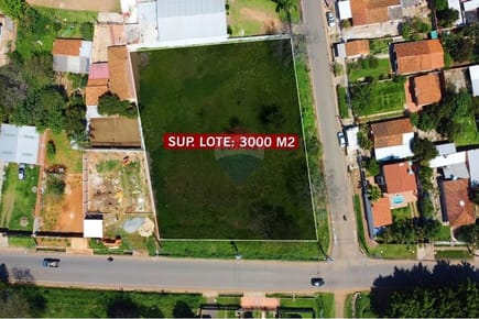 Vendo Terreno en Esquina Luque
