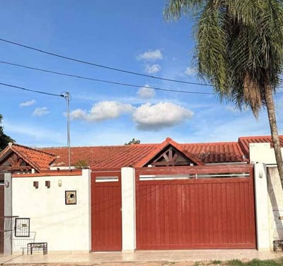 CASA EN ALQUILER IDEAL PARA EMPRESA, OFICINA O VIVIENDA