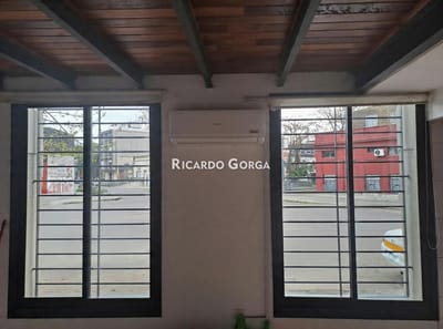 Alquiler apto duplex 1 dormitorio al frente av. San Martin y av. Millán - Aguada