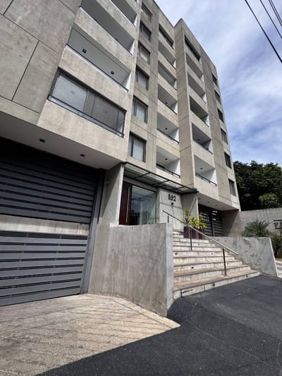 Alquilo Departamento de 2 habitaciones en edificio Villa Frieda