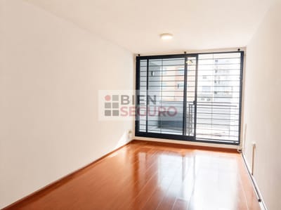 Cómodo apartamento de 2 dormitorios, con garaje, en alquiler en Punta Carretas