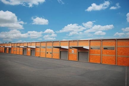 COMPLEJO LOGISTICO ZONA AEROPUERTO PETIROSSI