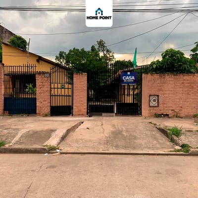 Casa en Venta Av.Bush, entre 3er y 4to Anillo