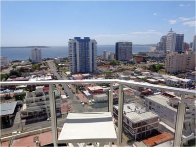 Apartamento en Punta del Este, Brava, a 100 mts del mar