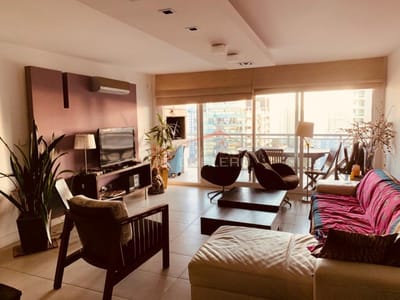 Venta Apartamento de 3 dormitorio, 2 baños, 1 suite, garaje. Edificio con servicios