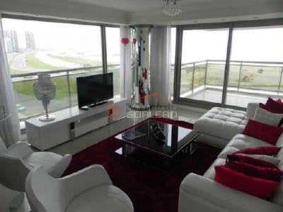Apartamento en Alquiler en Punta del Este, Brava