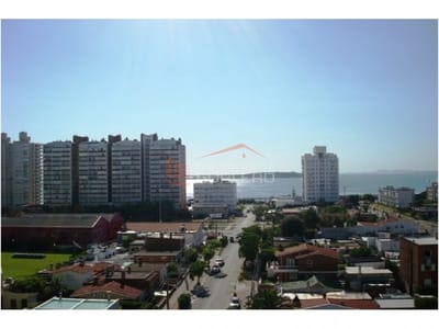 Apartamento de 2 dormitorios en Punta del Este