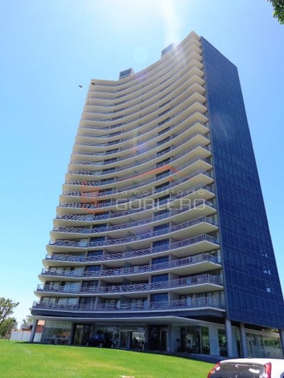 Apartamento en Venta en zona de Playa Mansa, Punta del Este.