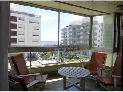 Apartamento en Venta en Punta del Este, Península, céntrico con 3 dorm
