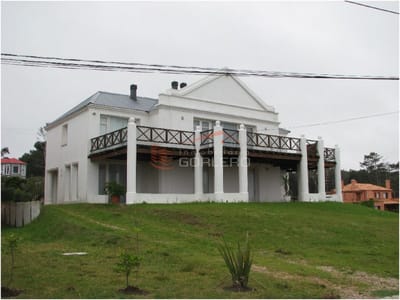 Casa en Punta del Este, La barra