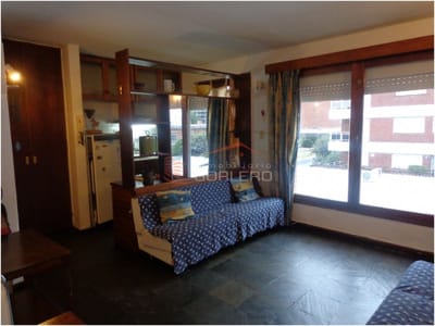 Apartamento en Alquiler en Punta del Este, cerca de playa brava