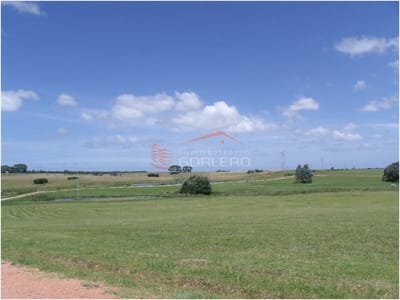 Venta de terreno en PUEBLO MÍO, Barrio Privado, a poca distancia del mar y de playa Manantiales