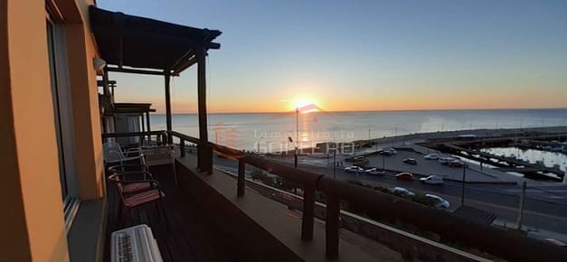 Apartamento en venta y alquiler anual en Piriápolis - Puerto