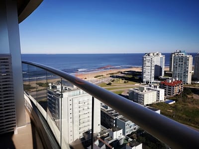 APARTAMENTO EN PUNTA DEL ESTE, ZONA BRAVA