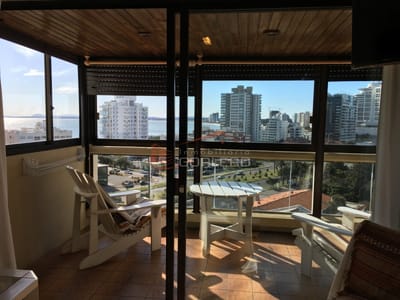 Apartamento en alquiler anual y por temporada Punta del Este - playa Brava 2 dormitorios