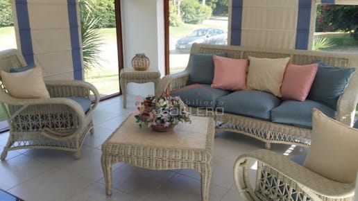 Casa de 3 dormitorios con barbacoa en alquiler anual y venta en Jardines de Córdoba