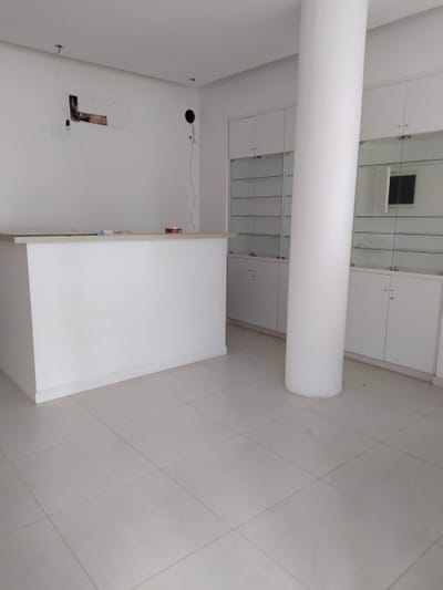 Venta y alquiler de local en Gorlero, Punta del Este