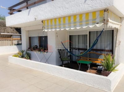Venta de apartamento en Punta del Este, Mansa frente al mar, 2 dormitorios PB, con terraza, muy soleado