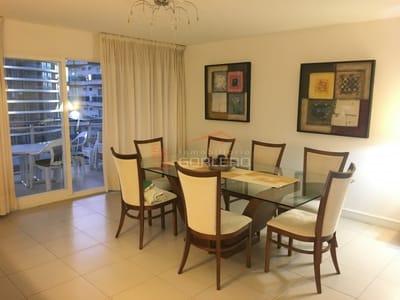 Venta Apartamento en excelente estado de 3 dormitorios con vista a Mansa y Brava