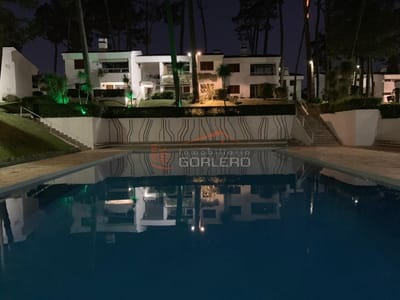 Venta Apto de 2 dormitorios, 2 baños. Roosevelt