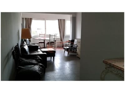 Venta de Apartamento en Punta del Este, a 1 cuadra de la playa, 1 dormitorio, terraza