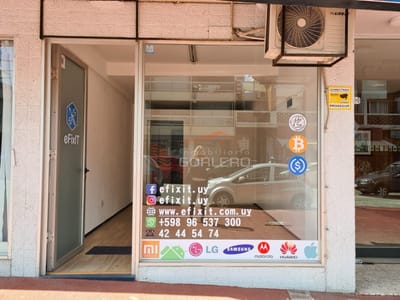 Alquiler de Local en Punta del Este, Pensinsula muy bien úbicado, entre Gorlero y la 20
