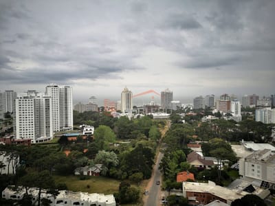 Alquiler y Venta  de Apartamento en Punta del Este, zona Roosevel a pasitos del Shopping, piso alto con espectacular vista despejada a la mansa
